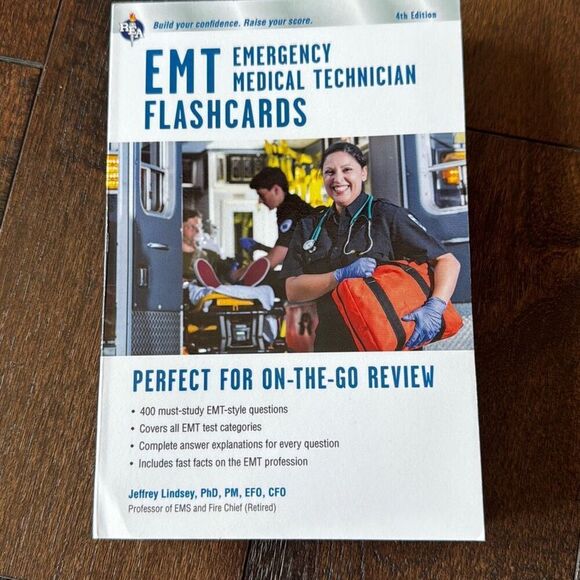 EMT flashcards review book 4th edition test prep Jeffrey Lindsey 400 questions N - Picture 1 of 6